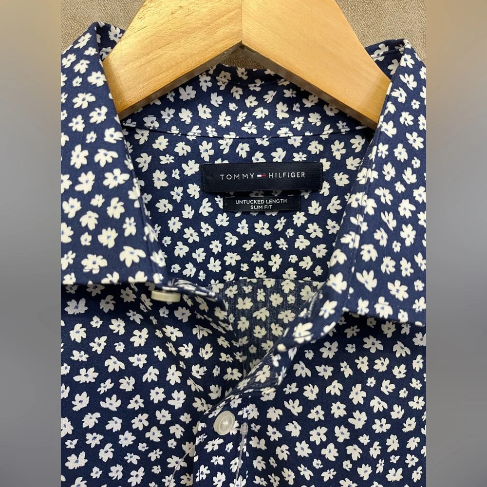 TOMMY HILFIGER Casual Button Down - Picture 3 of 11